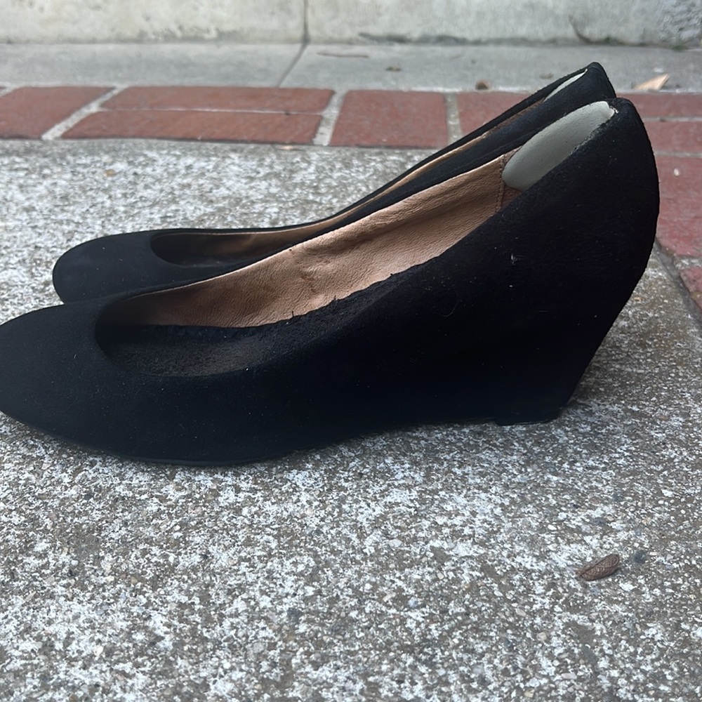 Assorted Designer Heels - Picture 7 of 7